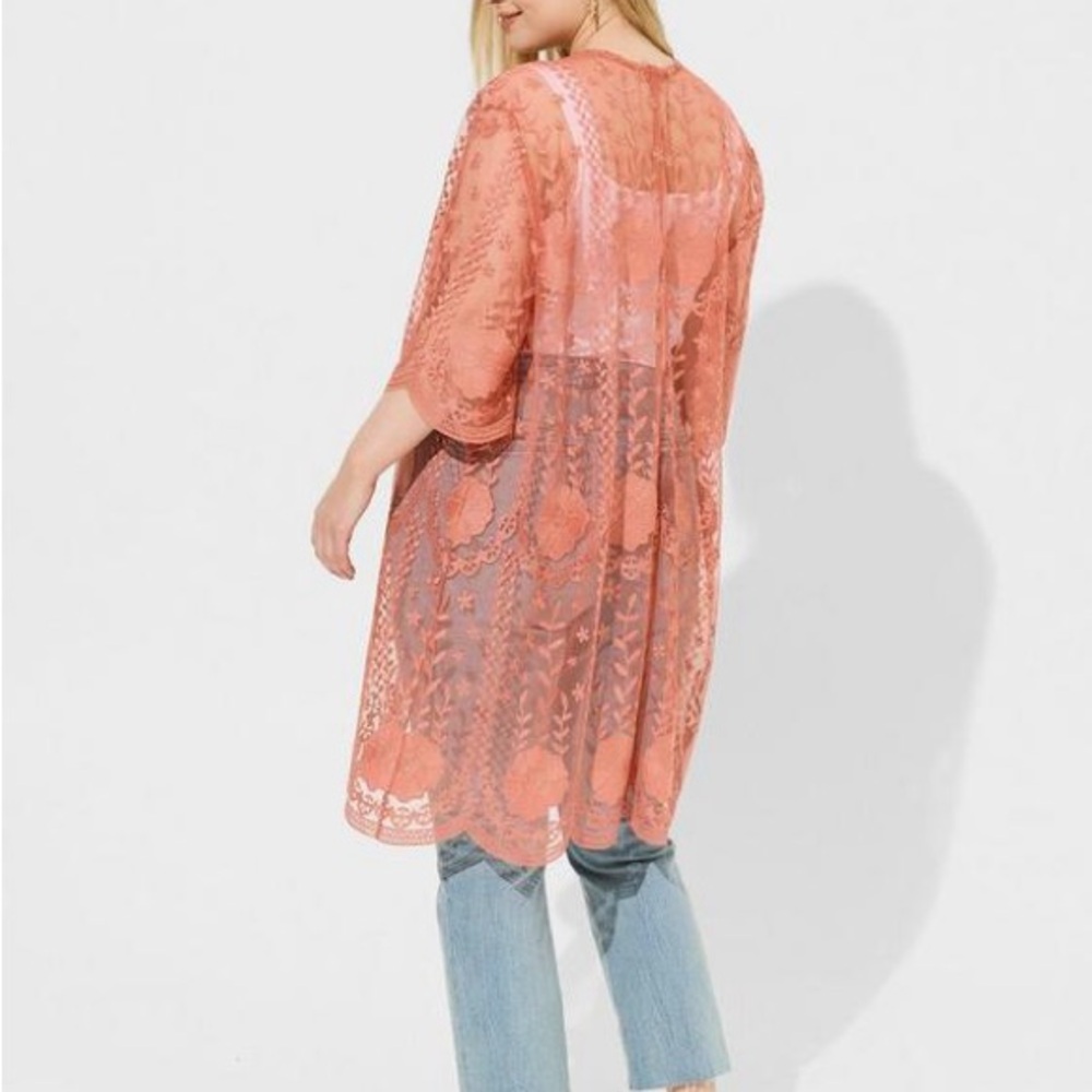 Torrid size 1/2 Peach Lace Kimono Cardigan